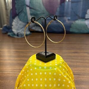 Elegant Gold Textured Hoop Earrings